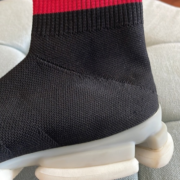 Vetements X Reebok Sock Sneakers - Picture 9 of 16